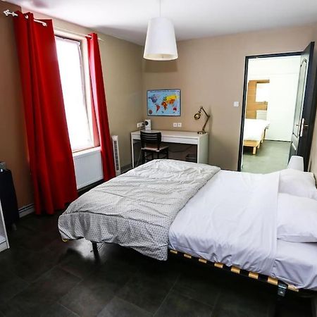 F3 80 M2 Longere Plain Pied Au Centre Auxonne. Villa Bagian luar foto